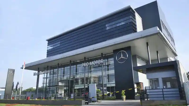 Berita - Mercedes-Benz Tambah Bengkel Khusus Cat dan Bodi Berstandar Daimler AG di Tangerang Selatan