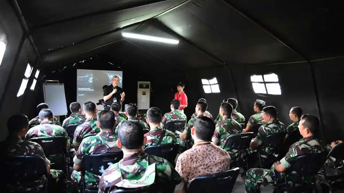 Foto - Intip Keseruan Paspampres Berlatih Pakai Mercedes-Benz (10 Foto)