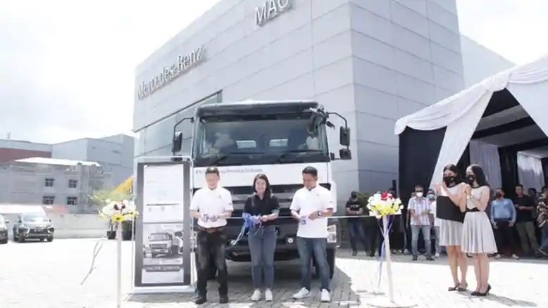 Berita - Rangkaian Roadshow Mercedes-Benz Axor Euro 4 Sambangi Pekanbaru