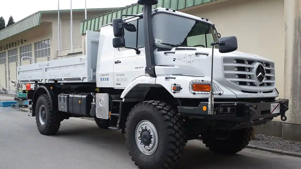 Truk - Zetros: Truk Mercy Paling Kuat?