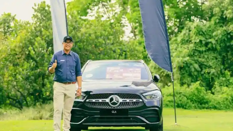 Foto - Mercedes-Benz Hadiahi Pegolf E 200 Avantgarde Hingga GLA 200 AMG 