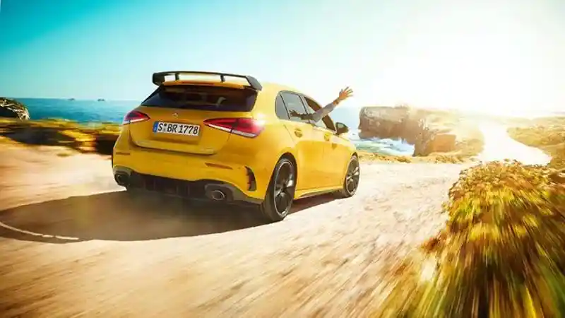 Foto - Dua Unit Mercedes-AMG Terbaru Diperkenalkan di Indonesia, Simak Bocorannya