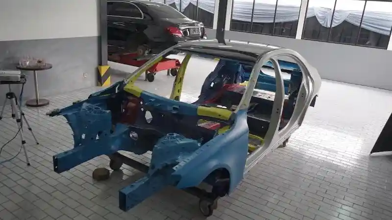 Berita - Mengintip Bengkel Mercedes-Benz Terlengkap di Bandung