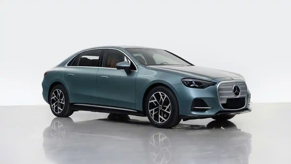 Berita - BAIC dan Mercedes-Benz Bikin C-Class Baru Bertenaga Listrik