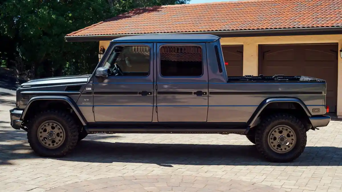 Foto - Cukup Unik Ubahan SUV Mercedes-Benz Menjadi Pikap Double Cabin