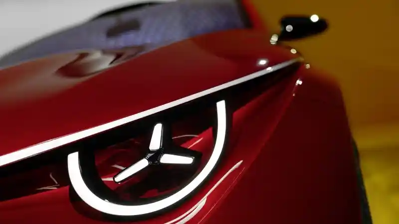 Foto - Mercedes-Benz Perkenalkan Konsep CLA-Class, Punya Jarak Tempuh 750 Km