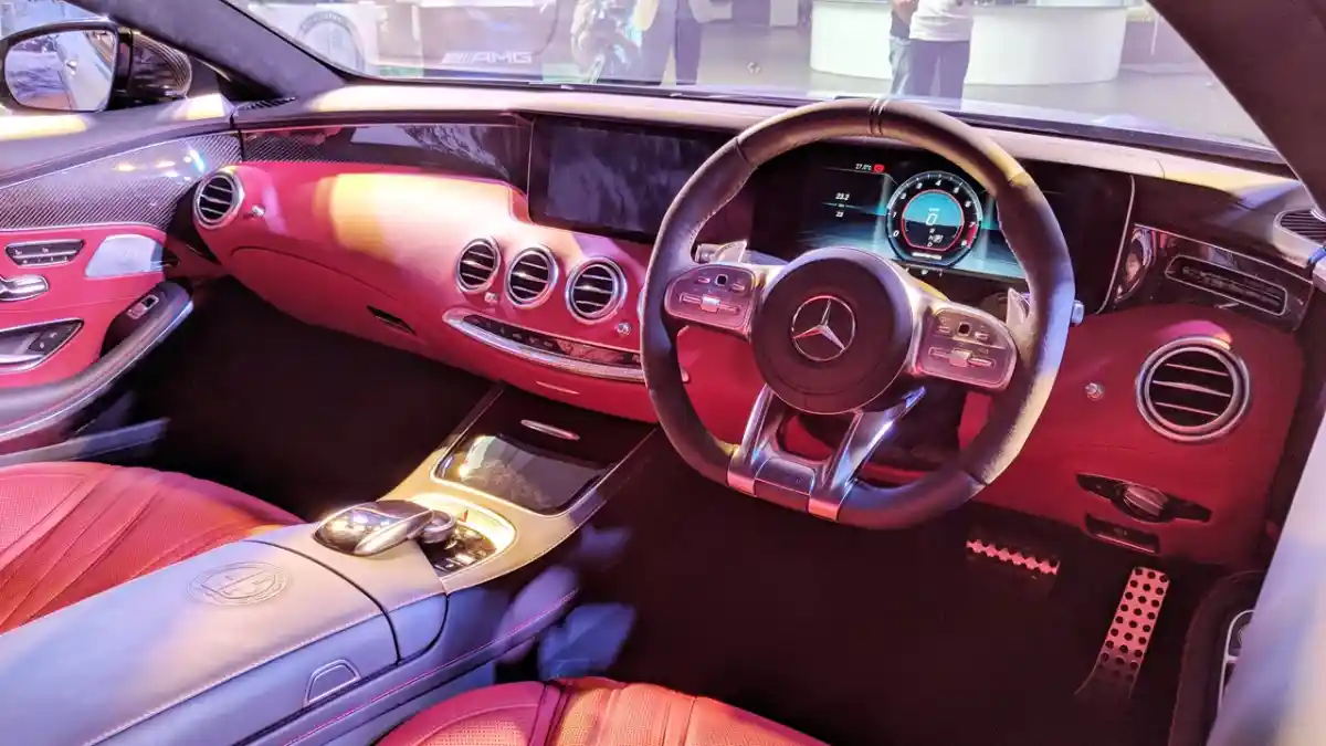 Foto - Mercedes-AMG S63 Coupe Meluncur di India, Akselerasinya Mencengangkan!