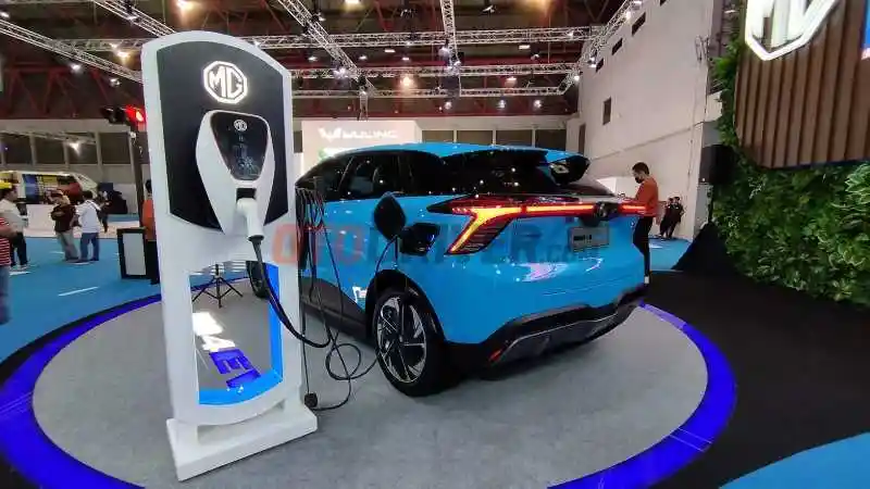 Foto - MG 4 EV Jadi Magnet di Ajang PEV