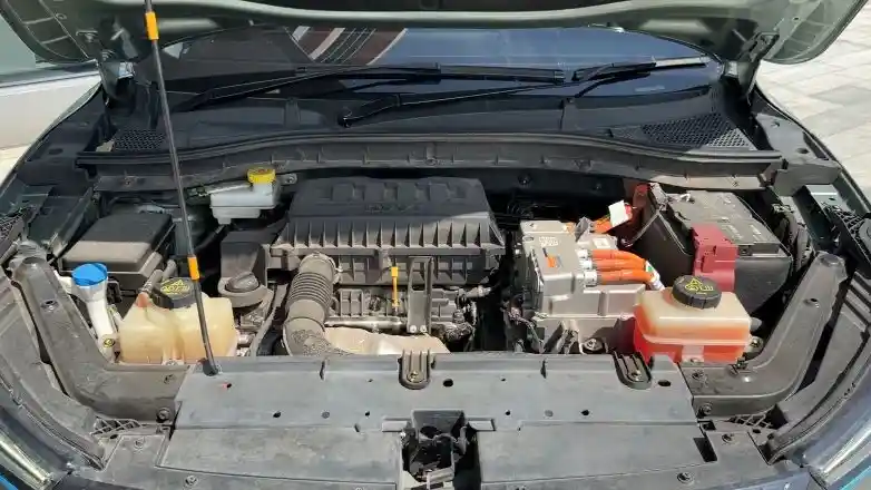 Foto - Mencicipi SUV Hybrid MG VS HEV Di Thailand