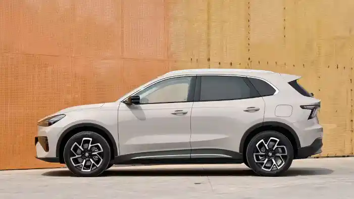 Foto - MG 4 Versi SUV Bakal Meluncur, Ini Spesifikasinya