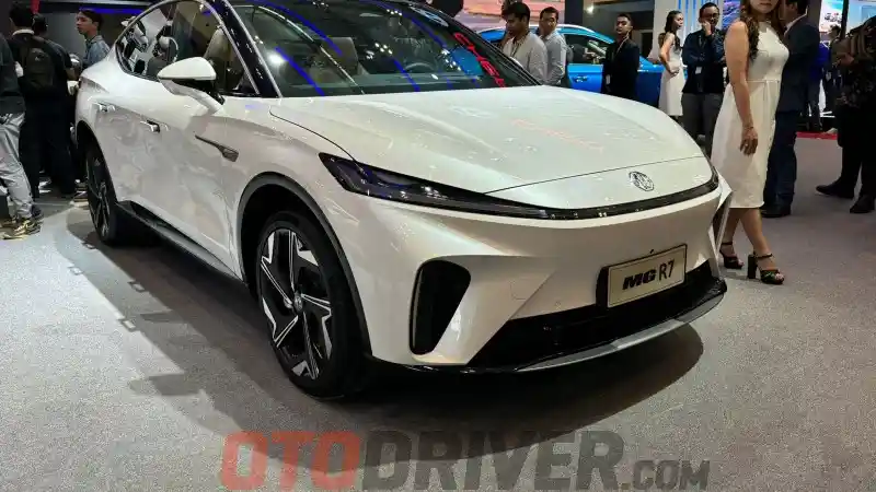 Foto - MG Cyberster Dijual Rp 1,688 miliar di GIIAS 2024