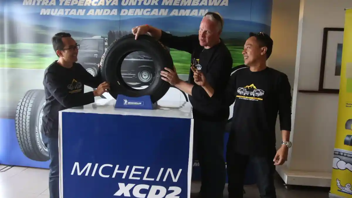 Berita - Michelin Rilis Ban Baru Untuk Mitsubishi L300 dan Sekelasnya
