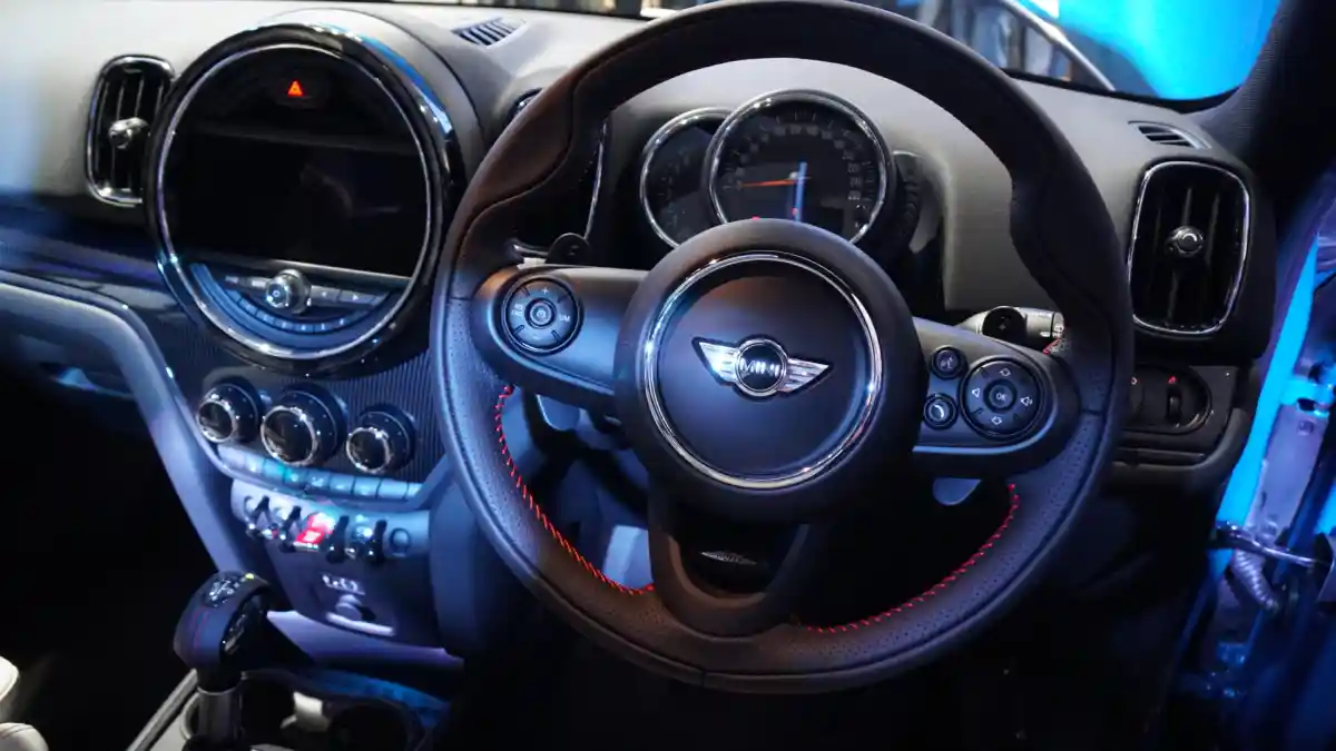 Foto - GALERI: MINI Countryman 2017 Spek Indonesia (32 FOTO) 