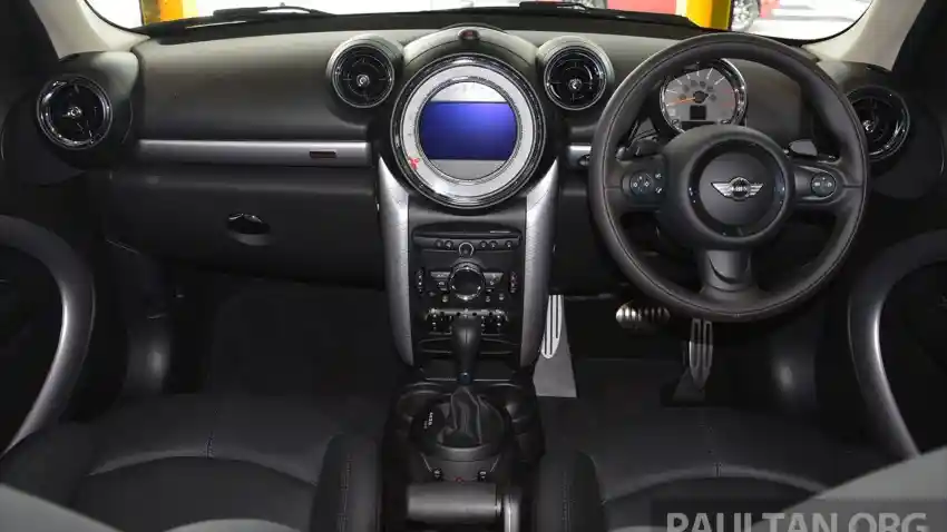 Foto - MINI Countryman Edisi Spesial Hanya 88 Unit