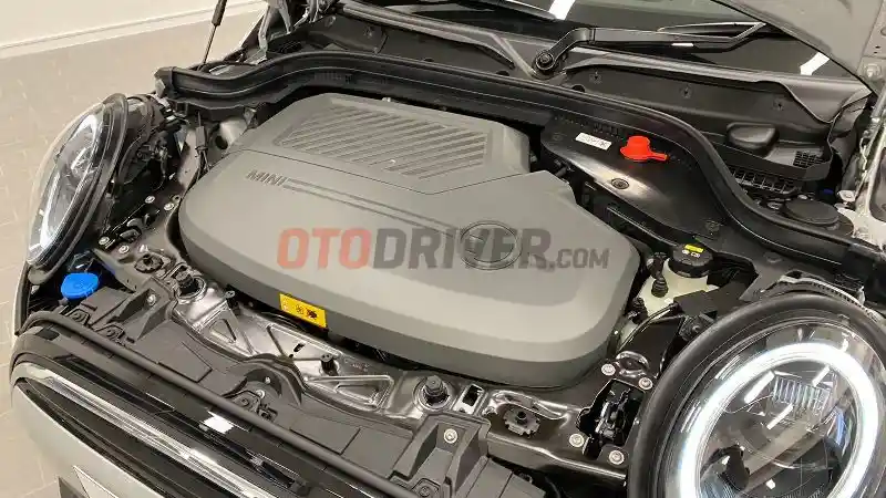 Foto - MINI Electric, Mobil Listrik Lincah