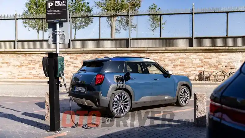 Foto - MINI Aceman Segera Masuk Indonesia, Ini Detailnya
