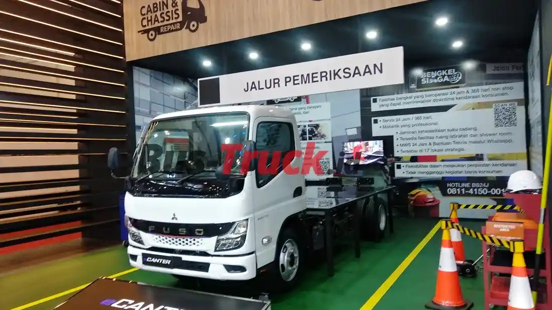 Foto - SMK Di Madura Dapat Hibah Satu Truk Fuso, Ini Fungsinya
