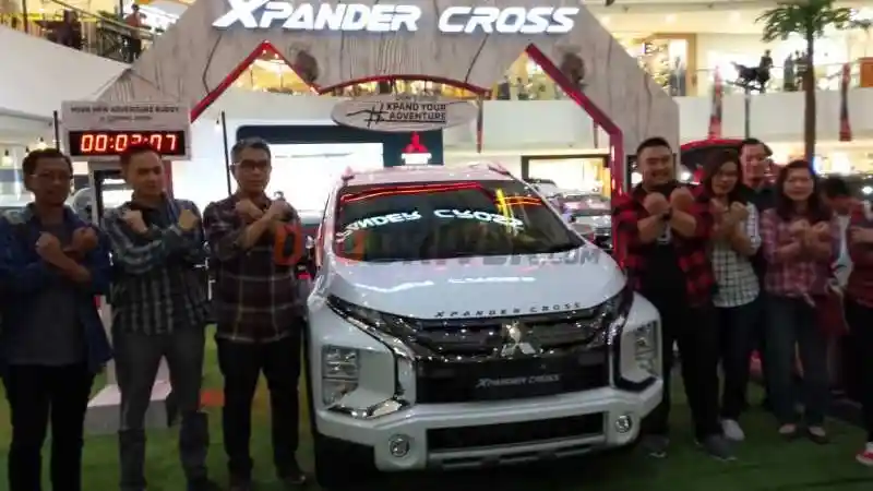 Berita - Xpander Cross Sudah Bisa Dipesan di Luar Jakarta