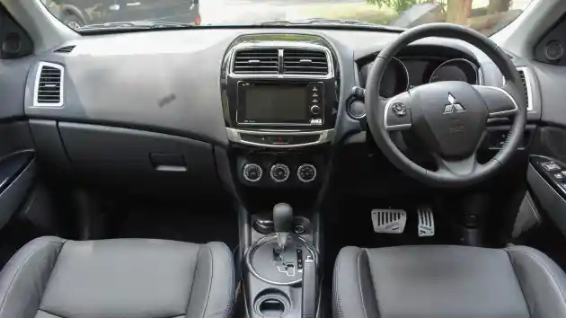 Foto - Mitsubishi Outlander Sport Versi Ini Terbatas di Malaysia!