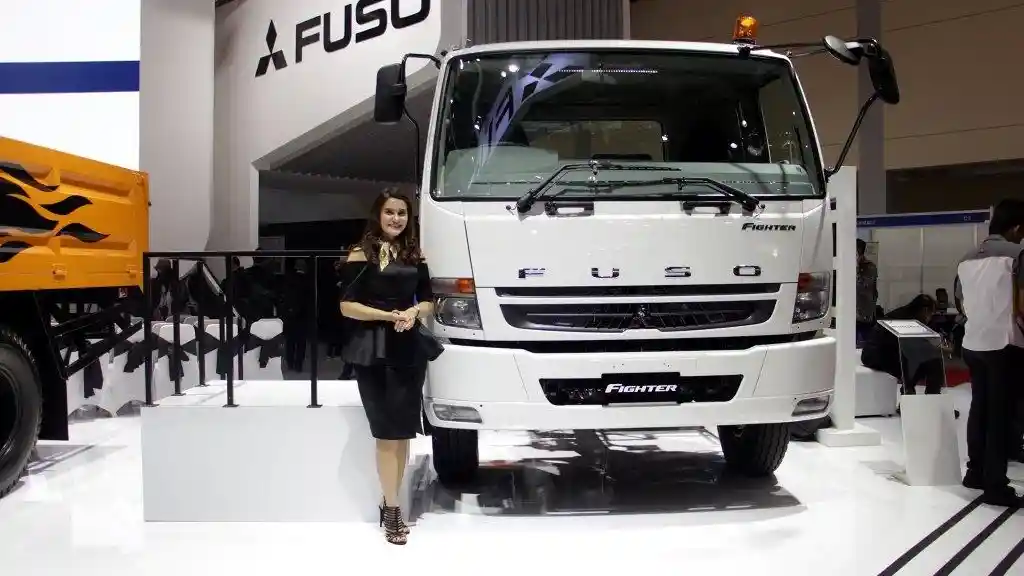 Truk - FUSO : Resmi Hadirkan Fighter, dengan Fitur Canggih Berbasis Teknologi Informasi