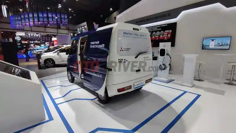 Foto - Mitsubishi L100 EV Tawarkan Biaya Operasional Jauh Lebih Ringan dan Juga Bisa Dirental