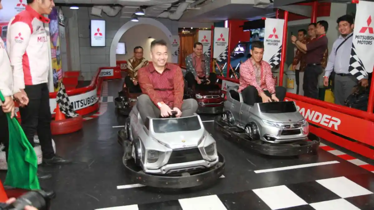 Foto - Mitsubishi Xpander kini Bisa Dikemudikan Anak-anak di Wahana ini
