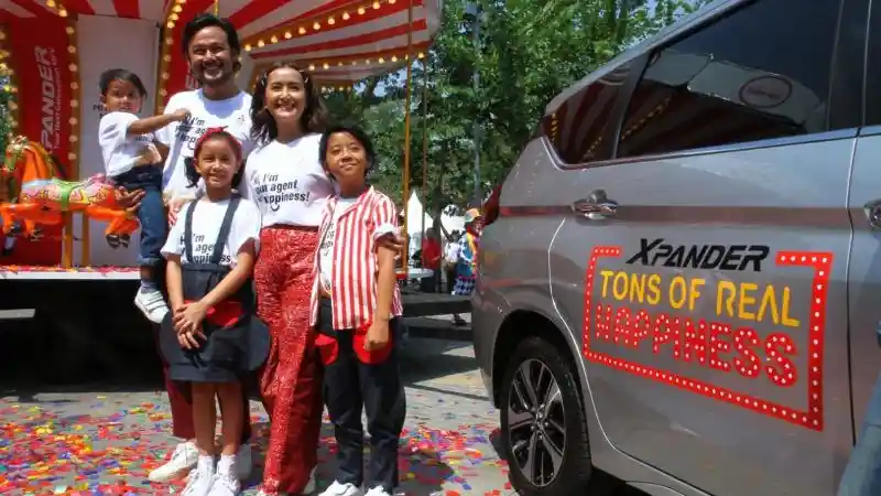 Foto - Membaca Makna Kampanye “Xpander Tons of Real Happiness”