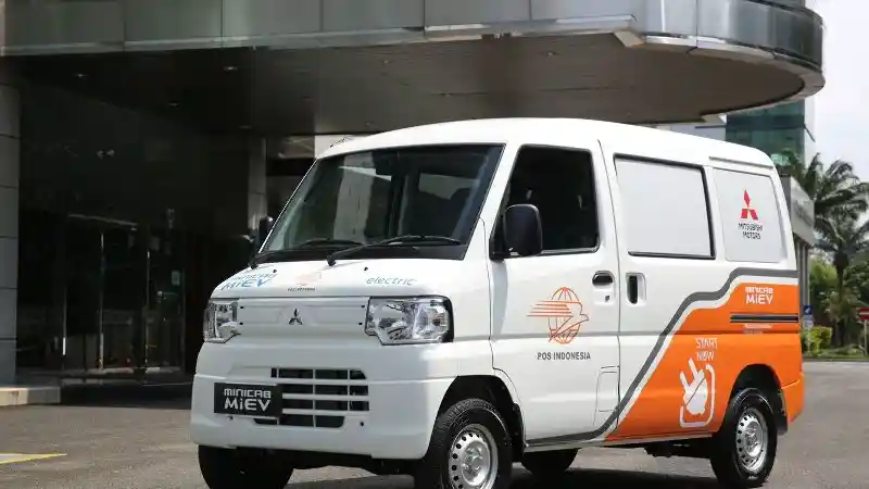 Foto - Mitsubishi Minicab-MiEV Bakal Digunakan Pos Hingga Gojek