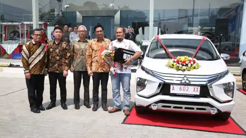 Foto - Mitsubishi Tambah Dealer Baru di Serang, Seriusi Pasar Banten