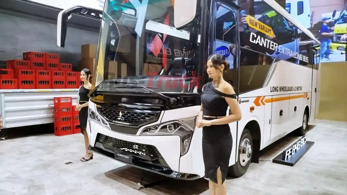 Bus - Mitsubishi Fuso Hadirkan Varian Baru Bus Medium Yang Lebih Panjang