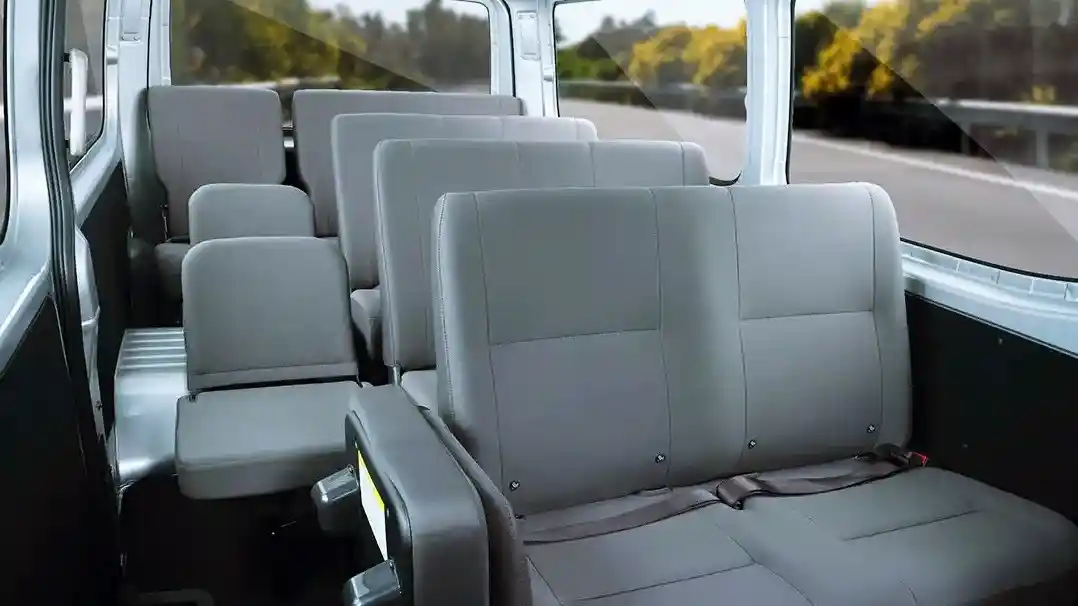 Foto - Mitsubishi Versa Van, Calon Pengganti L300?