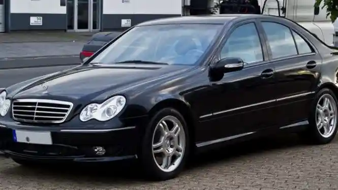 Foto - Pilihan BMW Dan Mercedes-Benz Bekas Seharga LCGC