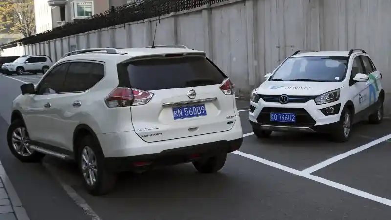 Berita - Dampak Invasi Rusia Ke Ukraina, Harga Mobil Diprediksi Bakal Naik