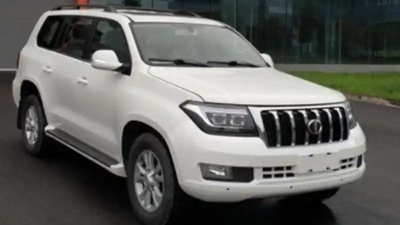 Berita - Mobil Tiongkok Mirip Land Cruiser Usung Mesin V8