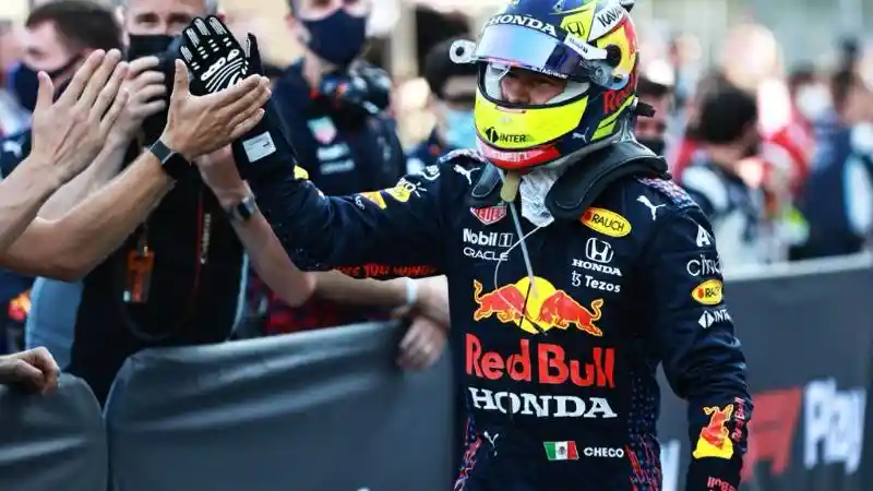 Berita - Mobil™ Buktikan Keampuhan Pelumasnya Di Ajang GP Azerbaijan