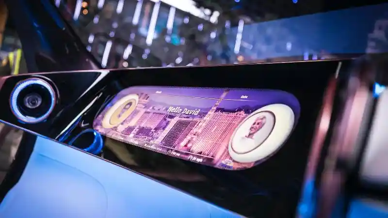 Foto - Mobil Listrik Mercedes-Benz Laris Manis, Inilah Beberapa Model Unggulan