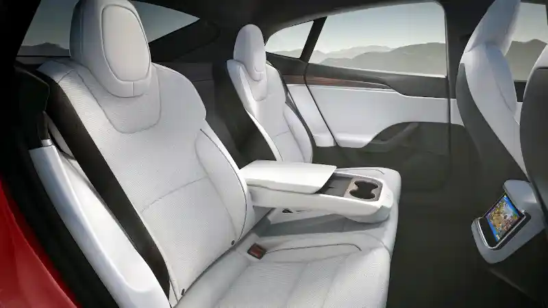 Foto - Kaca Film Yang Baik Bikin Mobil Listrik Lebih Irit?