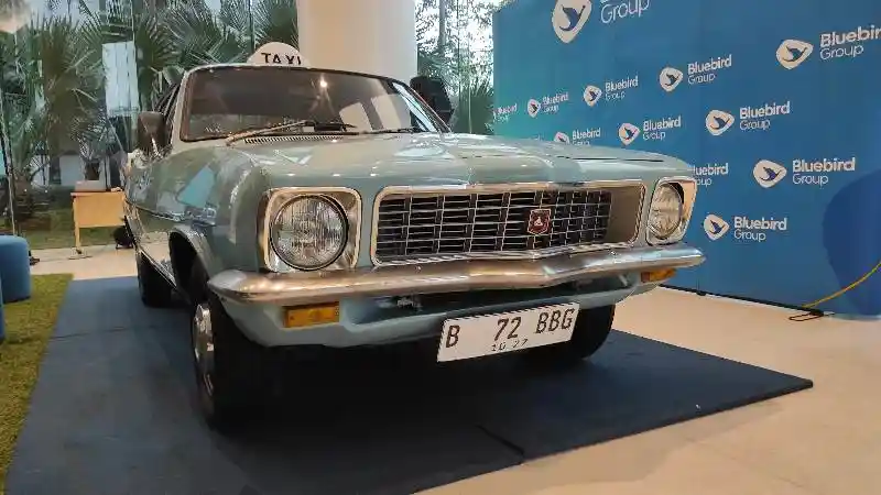 Berita - Holden Torana Ini Jadi Tonggak Sejarah Perusahaan Taksi Terbesar di Indonesia