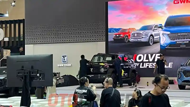 Foto - Mengintip Penampakan Mobil-Mobil Baru Di GIIAS 2024