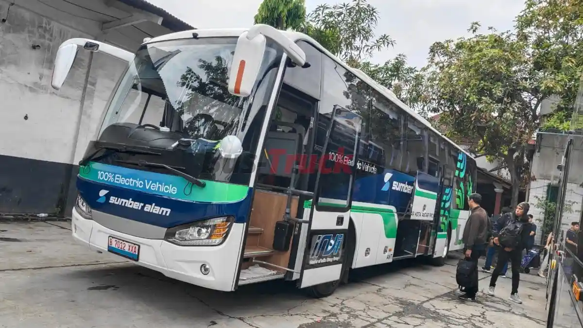 Berita - KALISTA & PO Sumber Alam Gelar Uji Coba Bus Listrik AKAP Pertama di Indonesia