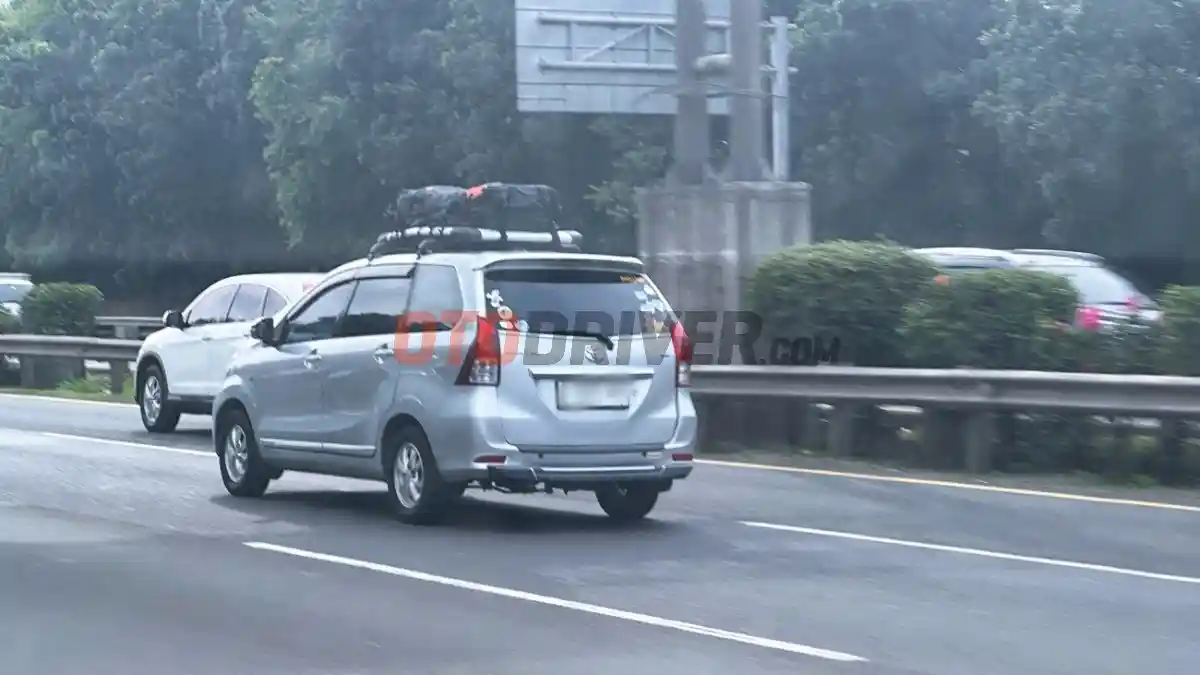 Tips - Beberapa Hal Yang Membahayakan Ketika Mobil Kelebihan Muatan