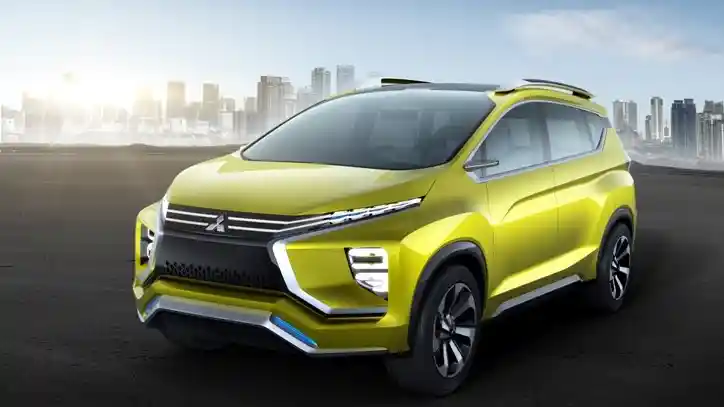 Foto - Mitsubishi Buka Tampilan Small MPV Pesaing Avanza, Namanya XM Concept