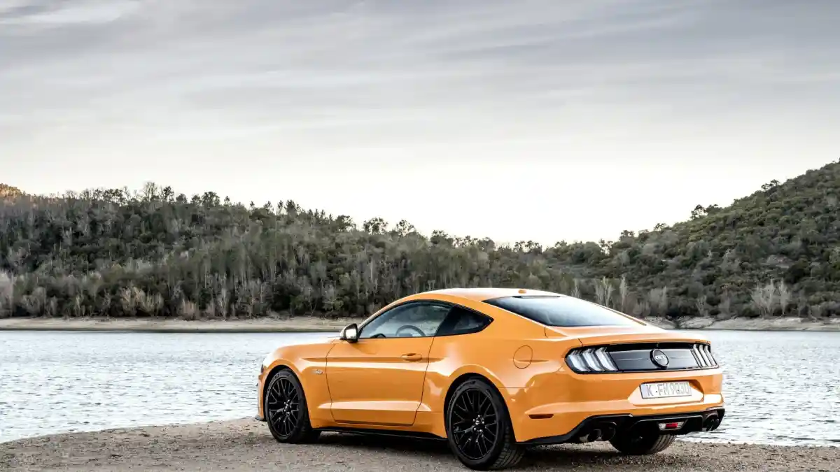 Foto - Ford Mustang Ganti Generasi pada 2021, Intip Perubahannya