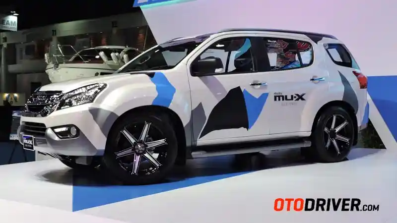 Foto - Isuzu MU-X Bermesin 1.900 CC Meluncur, Tenaga Lebih Besar 