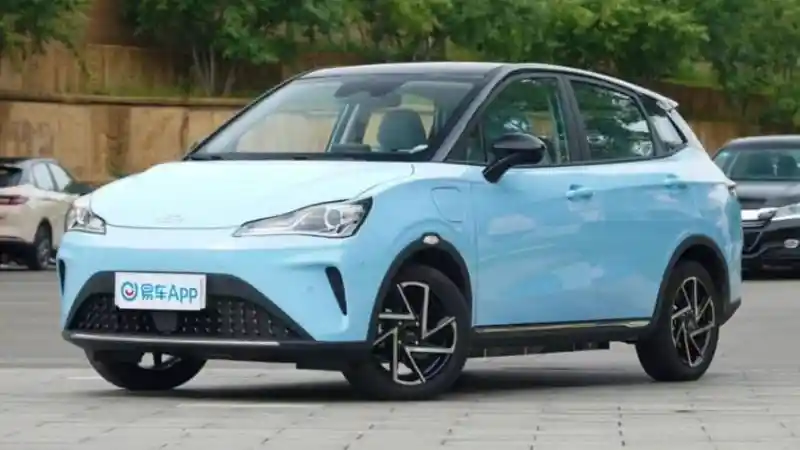 Berita - Baru Saja Meluncur Di Indonesia, Neta V Dapari Facelift Di Negeri Asalnya