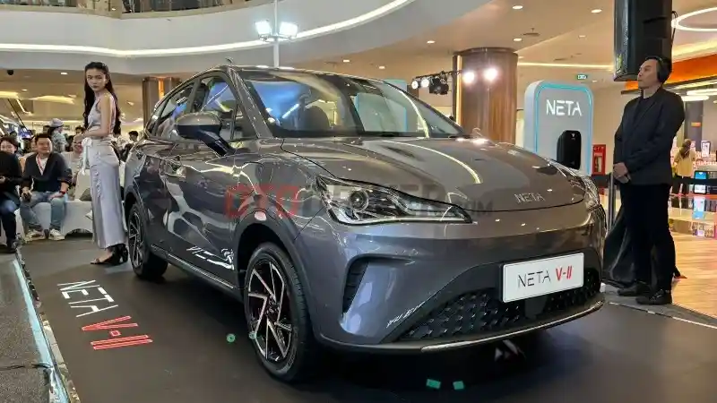 Foto - Komparasi Dimensi, Range, Dan Tenaga BYD Seagull vs Wuling BinguoEV vs Neta V-II