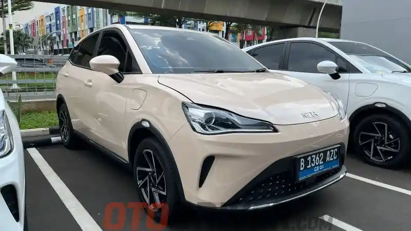 Foto - Mengapa Slot Charger GB/T Neta V-II Tidak Dihilangkan?