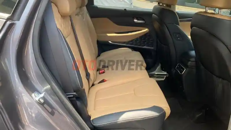 Foto - FIRST DRIVE: New Hyundai Santa Fe