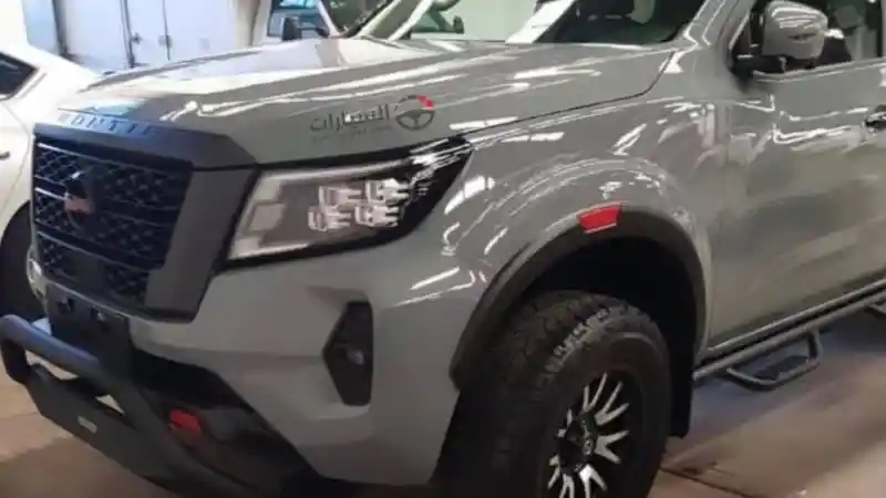 Foto - Segera, Nissan Navara Akan Lebih Segar Dengan Wajah Baru.