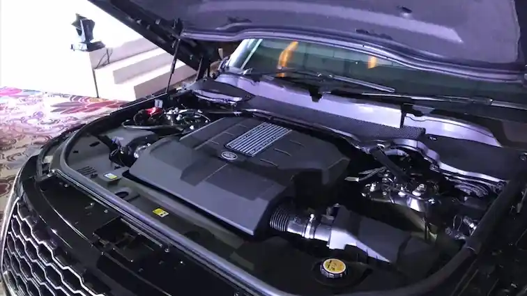 Berita - Alasan Range Rover Bermesin Diesel Tak Dipasarkan di Indonesia